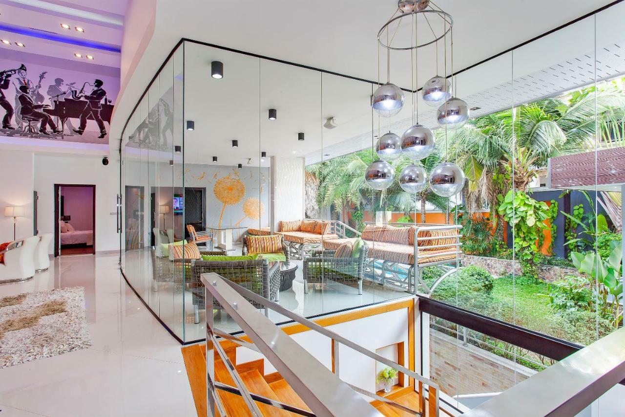 Royale Grand Villa Pattaya Ngoại thất bức ảnh