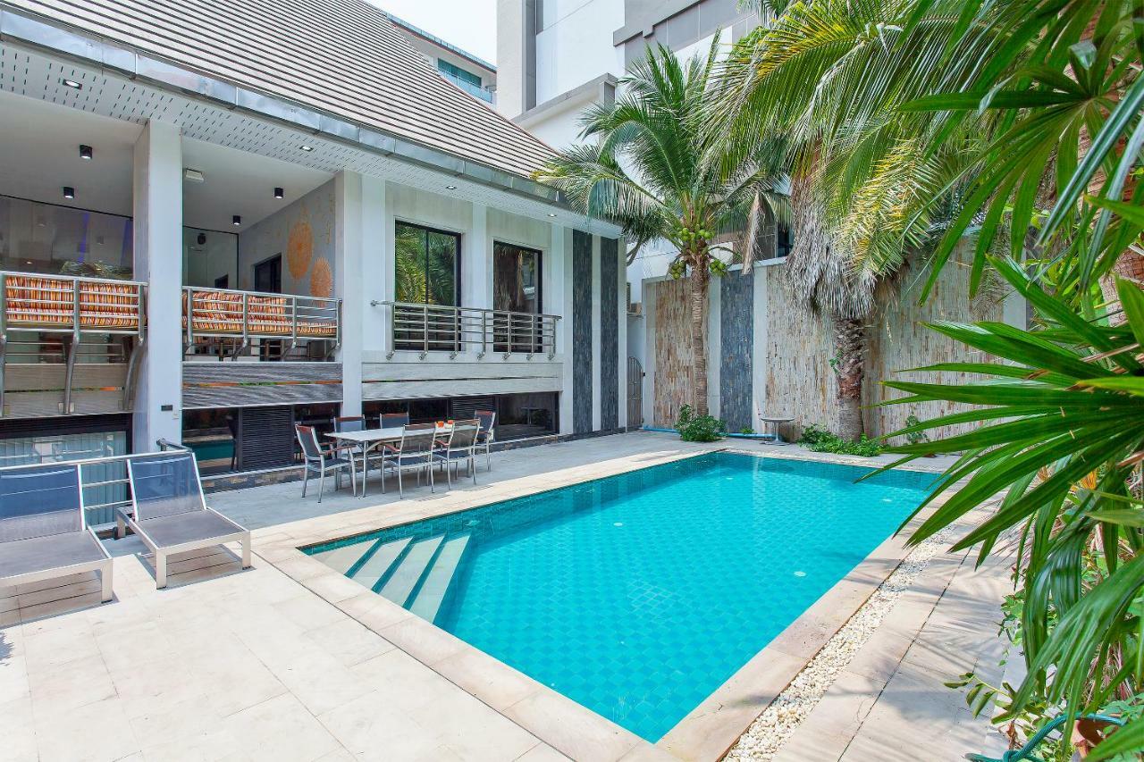 Royale Grand Villa Pattaya Ngoại thất bức ảnh